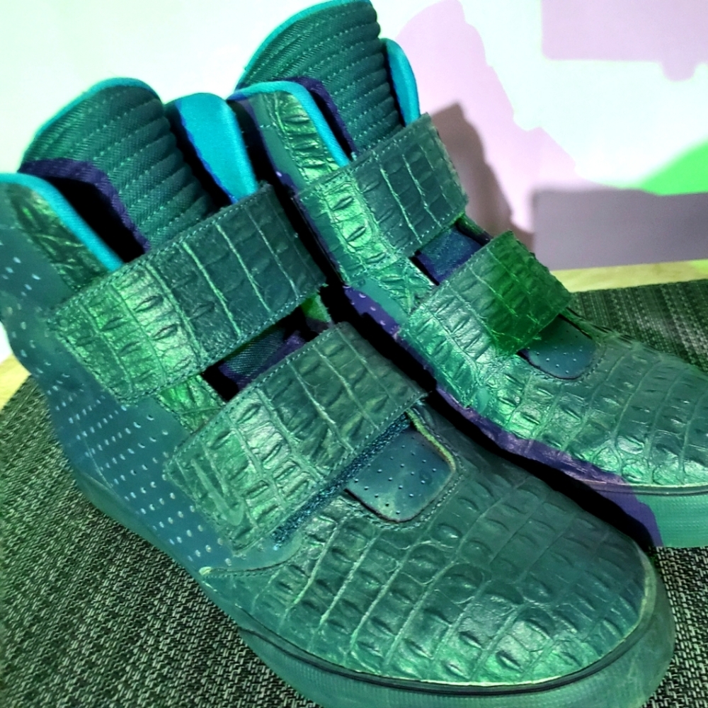 Nike Flystepper Shoes Crocodile Print Navy Blue